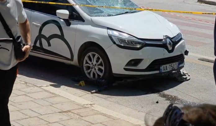 Përplasi 3 të miturit me monopatina në Tiranë, arrestohet autori (EMRI)