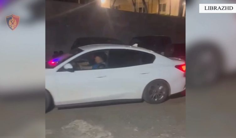 E rëndë/ 32-vjeçari tenton të djegë me benzinë të moshuarin, arrestohet nga policia (EMRI)