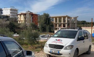 Ksamil/ 54-vjeçari i zë shtëpinë 38-vjeçares, i ndërron bravën dhe vendos kamera