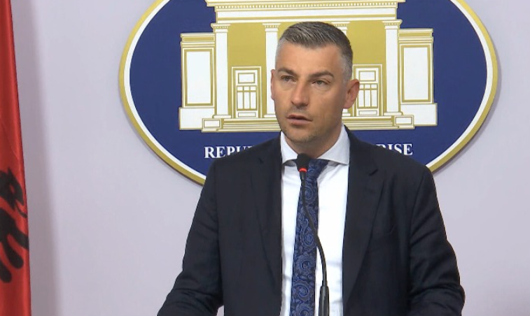 Deputeti jep lajmin e trishtë/ Ndahet nga jeta të në moshë të re kryetarja e grave të PD-së në Devoll (FOTO+EMRI)