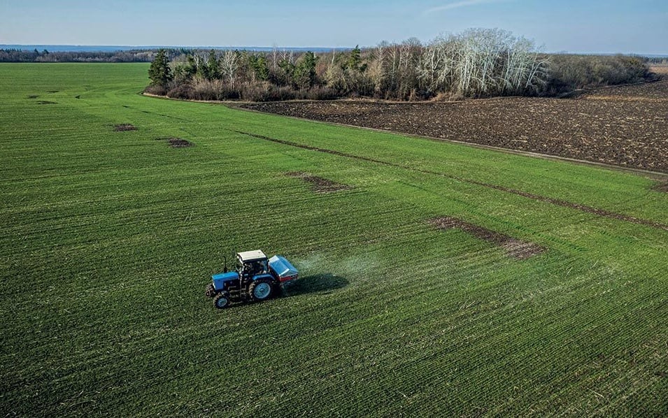 Prodhimi në krizë, bujqësia në tkurrje për të pestin vit, industria për të tretin