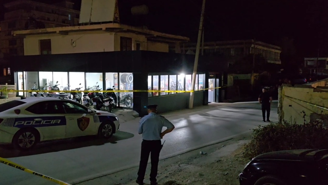 Eksplozivi në servisin e motorëve në Vlorë/ Çfarë u zbulua nga kamerat e sigurisë, policia jep detaje