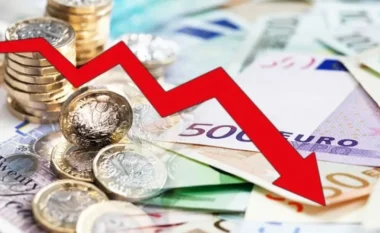 Këmbimi valutor/ Çfarë po ndodh sot me monedhat e huaja? Me sa po blihen dhe shiten dollari dhe euro
