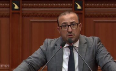 “Shyqyr që nuk kam babën gjallë!”- Korreshi ironizon në Kuvend: Kam ardhur të flas për hallet e patronazhistëve, Lushnjën e ka marrë malli për zgjedhjet dhe premtimet