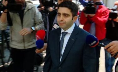Tenderi që fundosi kreun e Komisionit të Prokurimeve Publike, kush janë 10 të tjerët të pandehur bashkë me Jonaid Myzyrin (EMRAT)