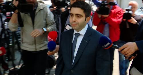 Tenderi që fundosi kreun e Komisionit të Prokurimeve Publike, kush janë 10 të tjerët të pandehur bashkë me Jonaid Myzyrin (EMRAT)
