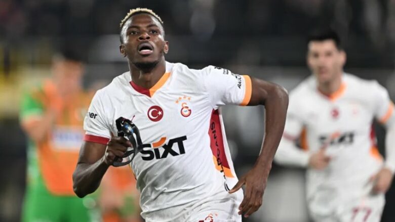 Al-Hilal i ofron Osimhenit një pagë marramendëse, duket afër që ta bindë që të largohet nga Europa