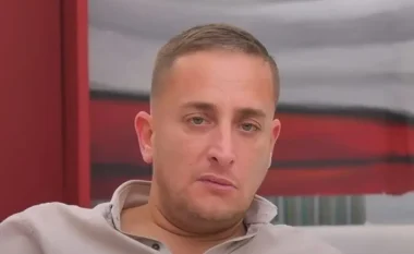 Rezart Veleshnja rrëfen përjetimin tronditës: Personazhi i njohur ishte e pushtuar nga…