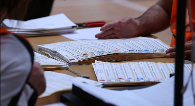 Hapja e kutive mund të sjellë pasoja të reja për integritetin e procesit zgjedhor