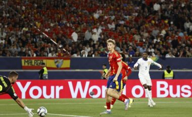 VIDEO / Mbyllen 45 minutat e parë: Spanja duke shkatërruar Francën në gjysmëfinale