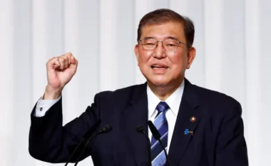Humbja në zgjedhje, kryeministri japonez zotohet se nuk do të ‘lëshoj’ postin