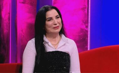 “Më hoqën nga skena, punoja në llaç”/ Rrëfimi i rrallë mes lotësh i Laxarelës: Më ndau i dashuri nga frika e regjimit