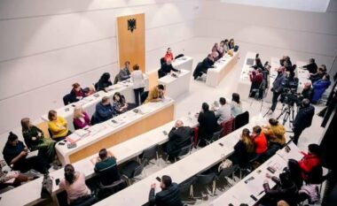 Ultimatumi i Ramës/ Nisin dorëheqjet e administratorëve në qarkun e Korçës