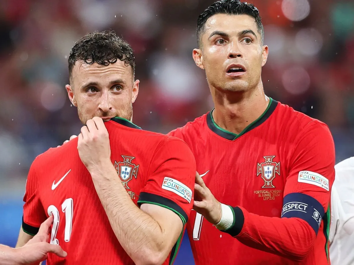 Cristiano Ronaldo vendos të mbulojë shpenzimet për fëmijët e Diogo Jotës, deri në moshën madhore