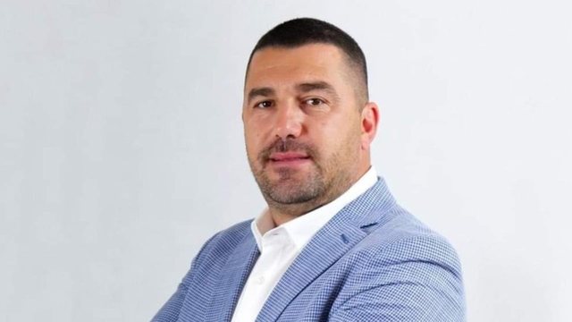 Përplasje me Ramën për shkarkimin e administratës? Reagon kryebashkiaku i Konispolit: S’ka vend për frikë dhe nuk lëviz asnjë