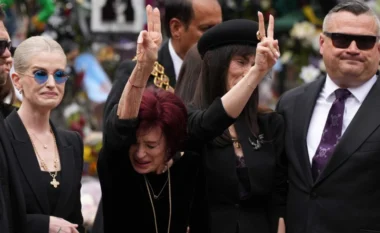 Gjesti prekës i Sharon Osbourne në “lamtumirën” e saj të fundit ndaj Ozzy