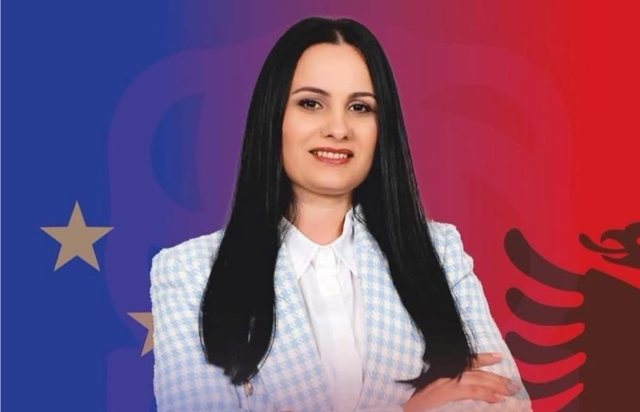Fitoi mandatin e deputetes pas rinumërimit në Fier, Maldrita Bardho e PS jep dorëheqjen! Zegjine Çaushi rikthehet në Parlament