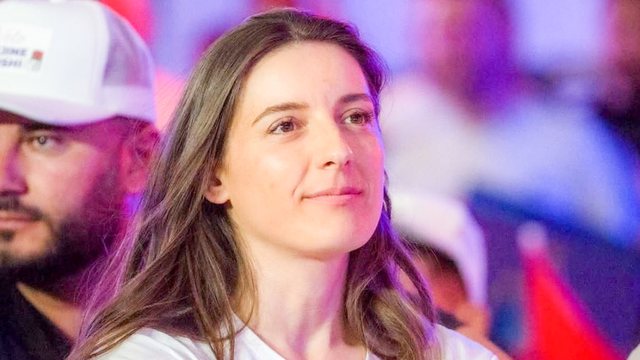 Zegjineja reagon pas dhurimit të mandatit të deputetes: Faleminderit Maldrita, Gazo je politikan i dështuar
