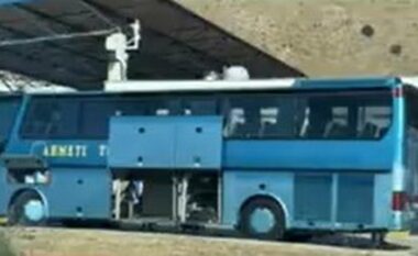 Trafikonte emigrantë, sekuestrohet autobusi i agjencisë së kryetarit të PD në Sarandë! “Ahmeti Travel” u kap edhe dy muaj më parë