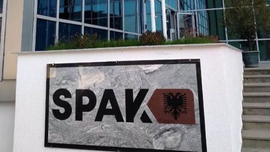 SPAK çon në gjyq skemën e “mashtrimit me mikrokreditë”, Arben Meskuti, Elda dhe Olsi Ibro “kokat” e grupit kriminal