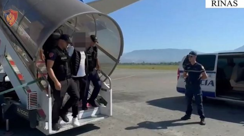 Tentativë vrasje dhe trafik i lëndëve narkotike/ Ishte shpallur në kërkim ndërkombëtar, esktradohen nga Greqia dhe Franca dy shtetas (EMRAT)