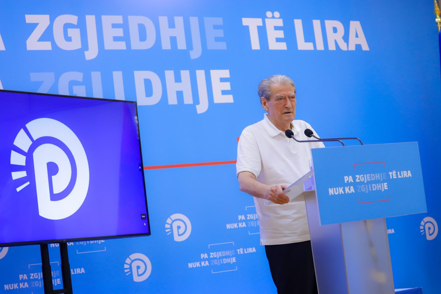 Një nga arkitektët kryesorë të kanabizimit të Shqipërisë/ Sali Berisha denoncon emërimin e Perlat Çullhajt në Ministrinë e Brendshme: 3 milionë euro pasuri që në 2015, është bashkëpunëtor me…