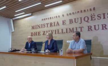 Qeveria pezullon inspektimet e AKU-së, provim me shkrim dhe me gojë për inspektorët