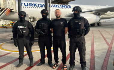 I akuzuar për vepra të rënda kriminale/ Nga Dubai drejt Shqipërisë, pritet ekstradimi i pjesëtarit të “Bajrave” (EMRI)