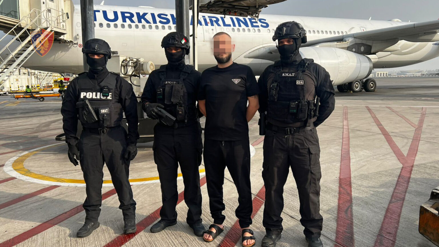 I akuzuar për vepra të rënda kriminale/ Nga Dubai drejt Shqipërisë, pritet ekstradimi i pjesëtarit të “Bajrave” (EMRI)