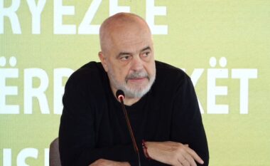 Rama mbledh kryebashkiakët në Durrës, zbulohet axhenda e diskutimeve