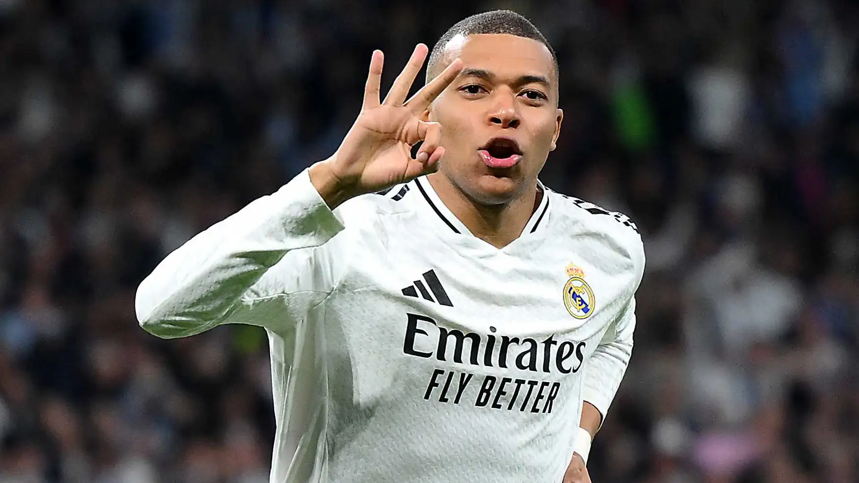 Quajeni KM10/ Reali e bën zyrtare, “pagëzon” Mbappe-n me numrin ikonë