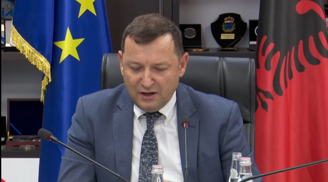 SPAK zbërthen skemën e mashtrimit me Call Center/ Prokurori Ened Nakuçi: U arrestuan 6 persona…