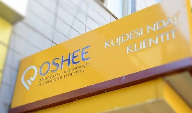 Pasi i furnizoi me vite në kundërshtim me ligjin, OSHEE vendos të ndërpresë enegjinë për këto ndërtesa