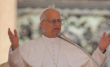 Papa Leo XIV paralajmëron se civilët në Gaza po “shtypen nga uria”, po ekspozohen ndaj dhunës