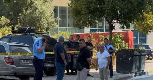 Shpërthim me lëndë plasëse automjetit në Sarandë, ishte i të riut që kërkohet për ngjarjen e 17 korrikut (EMRI)