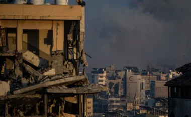 Hamasi: Do t’i dorëzojmë armët vetëm nëse krijohet një shtet i pavarur palestinez