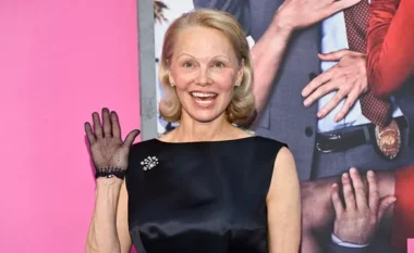 Pamela Anderson do hapë biznes turshish, ja cila është kauza e saj