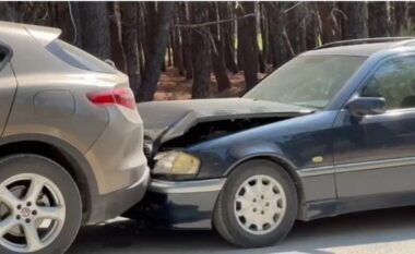 Aksident i rëndë në Zvërnec/ Përplasen tre makina, dy të plagosur, mes tyre një fëmijë