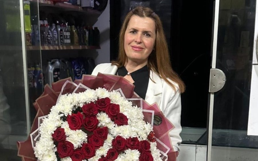 Kush është 50-vjeçarja që u plagos me thikë nga i biri në Dibër/ Nexhmije Sula drejtoreshë e shkollës, 26-vjeçari e goditi 7 herë
