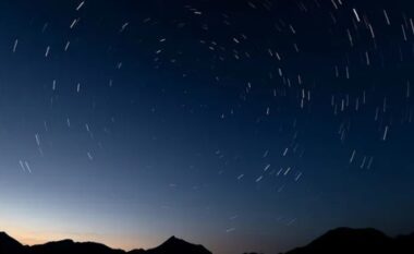 Mësoni kur dhe si të shihni shiun e meteorëve Perseid, fenomeni i vitit që nuk duhet humbur