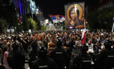 Prej disa javësh protesta masive, Serbia mbledh urgjentisht Këshillin e Sigurisë
