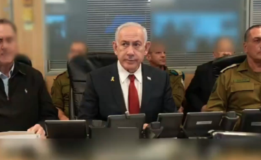 Izraeli u hakmorr ndaj rebelëve Houthi, Netanyahu: Kushdo që na sulmon, do të goditet