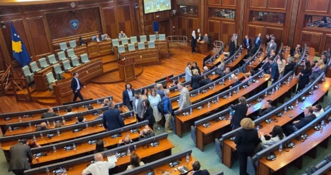 Pas kryetarit  depuetetët zgjedhin edhe 3 nënkryetarët e Kuvendit të Kosovës