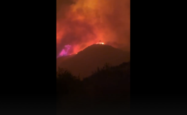 VIDEO/ Natë sfiduese në Finiq, zjarrfikësit dhe ushtria përballen me flakët, evakuohen banorët e disa fshatrave
