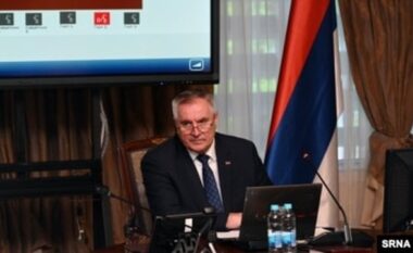 Kryeministri i Republikës Srpska, Radovan Viskoviç, jep dorëheqjen pas sanksioneve amerikane dhe akuzave për …