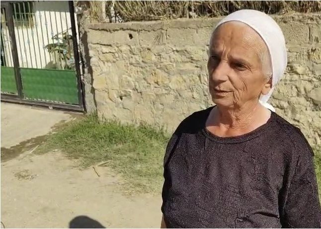 VIDEO/ “U bënë njerëzit si bagëti” – Vr*sja për kanalin e ujit në Divjakë, flasin fqinjët: Ishte djalë i mirë, s’qe gërvishtur me askënd
