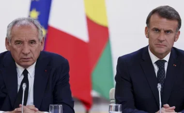 Kriza politike në Francë/ Bayrou kërkoi votëbesim, Macron mbledh kabinetin qeveritar