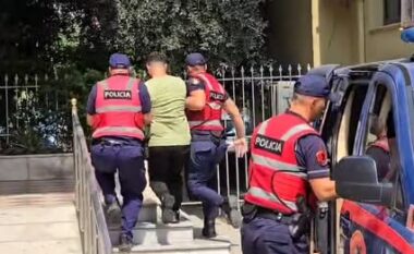 Ekzekutimi i 32-vjeçarit për kanalin vaditës, autori i dyshuar paraqitet në gjykatë