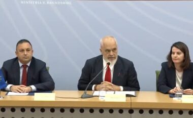 Prezantohet ministrja e Brendshme Albana Koçiu, Rama: Ndryshim radikal i profilit të ministrit