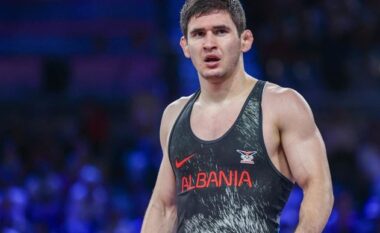 Valiev bën krenar Shqipërinë në Botëror, kualifikohet në finalen e madhe